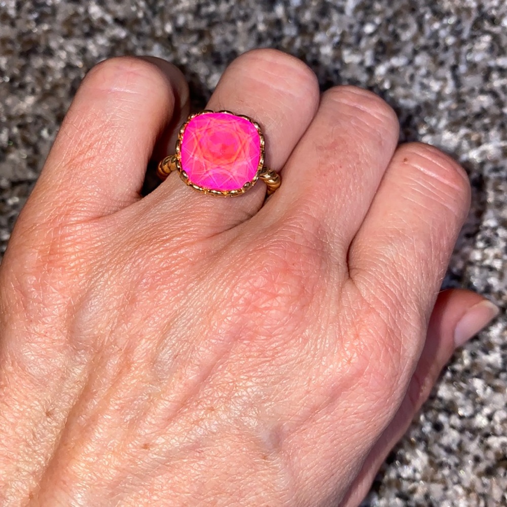 Victoria Lynn ring